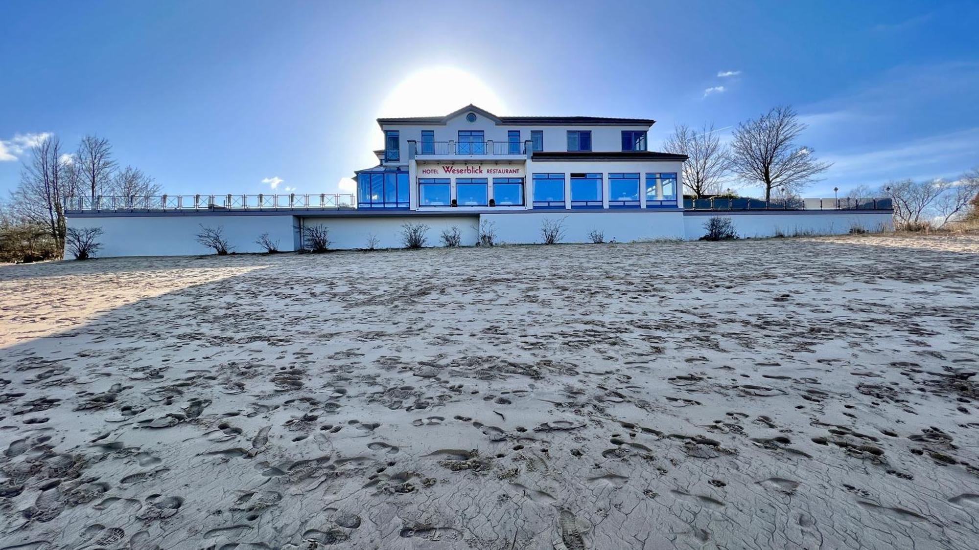 Gaestehaus Weserblick Am Weser-Sandstrand Berne Exterior foto